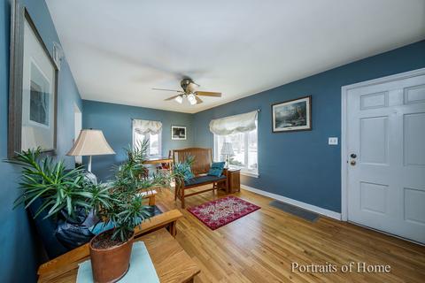 1333 College Ave, Wheaton, IL 60187 photo 4
