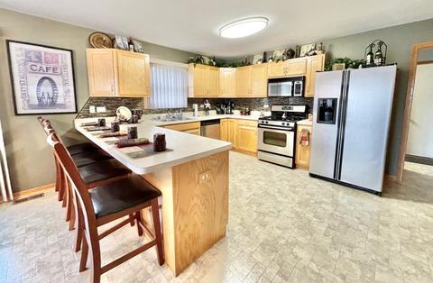 1467 E Cap Cir, Bourbonnais, IL 60914 photo 11