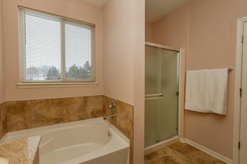 3493 Gallant Fox Dr, Elgin, IL 60124 photo 18