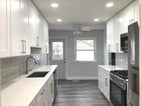 233 E Berkley Ln, Hoffman Estates, IL 60169 photo 8