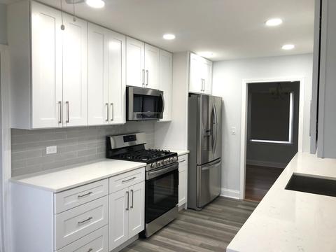 233 E Berkley Ln, Hoffman Estates, IL 60169 photo 7