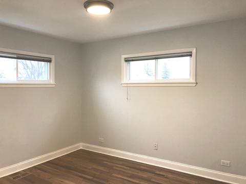 233 E Berkley Ln, Hoffman Estates, IL 60169 photo 16