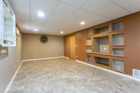 7220 W 72nd St, Bridgeview, IL 60455 photo 21