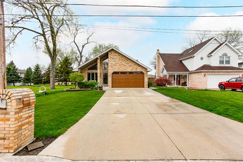 7220 W 72nd St, Bridgeview, IL 60455 photo 2