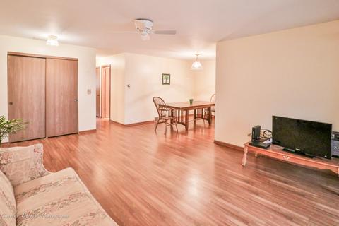 725 Waverly Dr #D, Elgin, IL 60120 photo 5