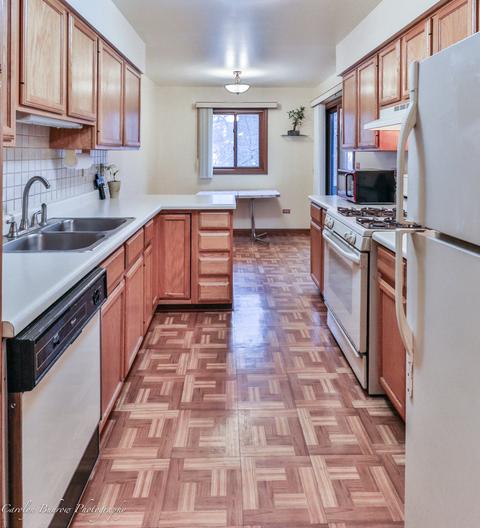 725 Waverly Dr #D, Elgin, IL 60120 photo 7