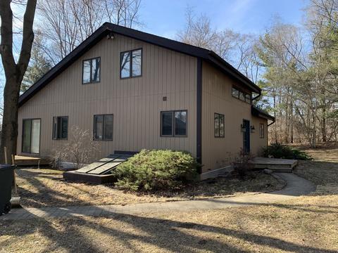 4315 Sweitzer Rd, Algonquin, IL 60102 photo 1