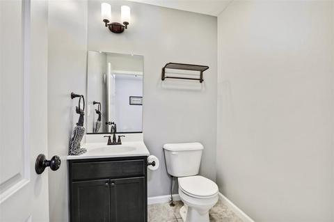 1060 Geyser Peak Rd, Normal, IL 61761 photo 8