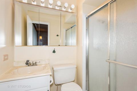 7 Greenridge Rd, Elgin, IL 60120 photo 10
