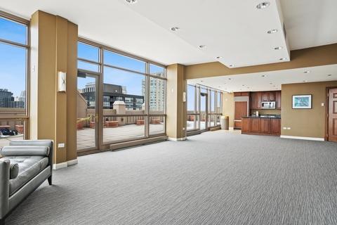 21 E Huron St #1005, Chicago, IL 60611 photo 31