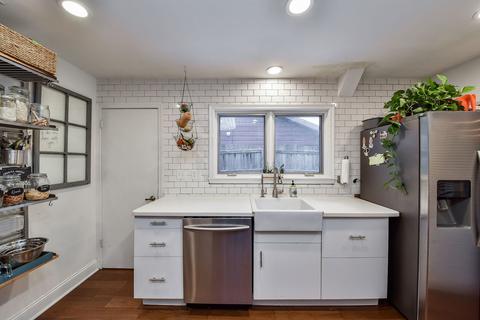307 Wakeman Ave, Wheaton, IL 60187 photo 9