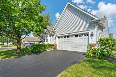 21156 W Walnut Ln, Plainfield, IL 60544 photo 1
