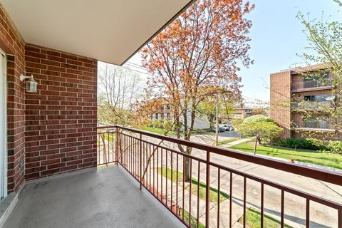 1327 E Washington St #202, Des Plaines, IL 60016 photo 20