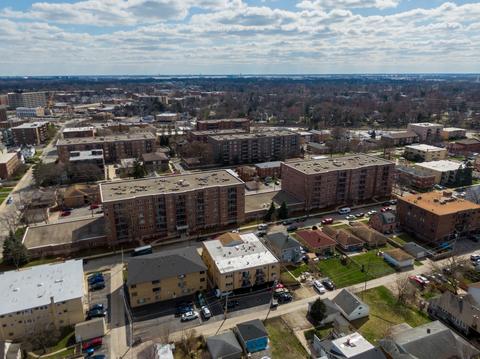 1327 E Washington St #202, Des Plaines, IL 60016 photo 22