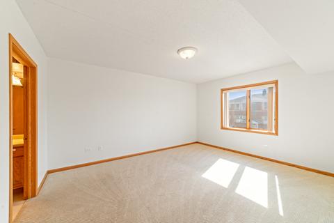 1327 E Washington St #202, Des Plaines, IL 60016 photo 14