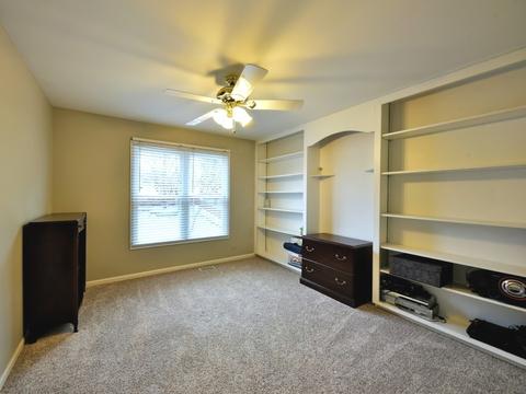 519 Flora Dr, Algonquin, IL 60102 photo 16