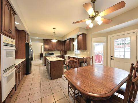 519 Flora Dr, Algonquin, IL 60102 photo 8