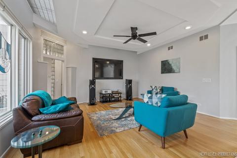 1055 E Hillside Rd, Naperville, IL 60540 photo 9