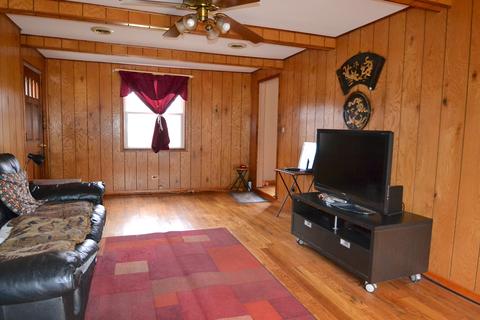 267 Mohawk Dr, Carol Stream, IL 60188 photo 4