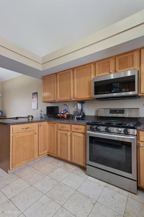 2302 Timber Trl, Plainfield, IL 60586 photo 7