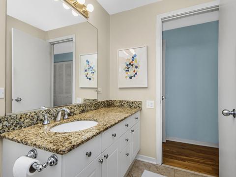 1889 Maple Ave #E11, Evanston, IL 60201 photo 7