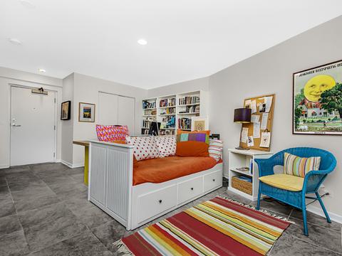 1889 Maple Ave #E11, Evanston, IL 60201 photo 13
