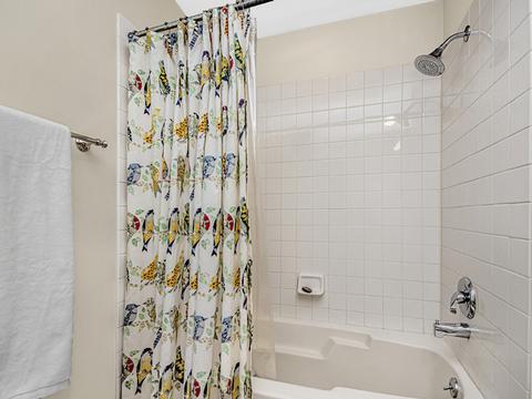 1889 Maple Ave #E11, Evanston, IL 60201 photo 8