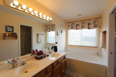 3311 Walnut Ln, Mchenry, IL 60051 photo 14