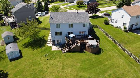 3311 Walnut Ln, Mchenry, IL 60051 photo 2