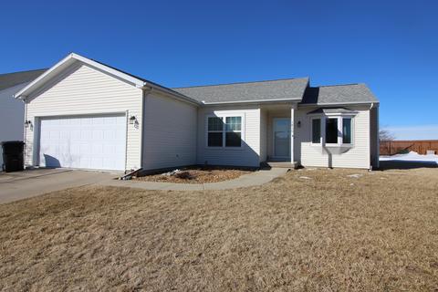 1410 Shannon Dr, Normal, IL 61761 photo 1