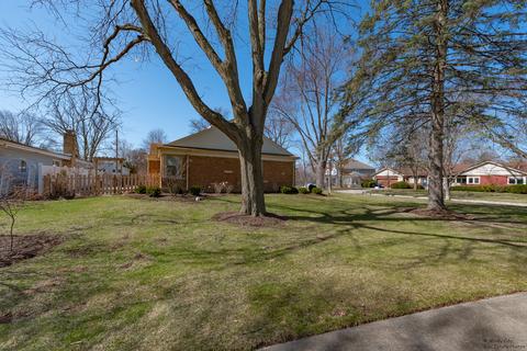 1202 E Liberty Dr, Wheaton, IL 60187 photo 23