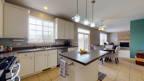 1927 Tyler Trl, Mchenry, IL 60050 photo 10
