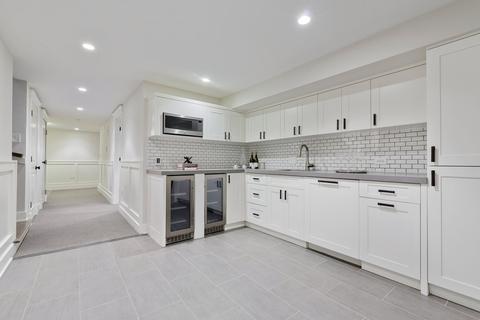 61 Elm St, Chicago, IL 60611 photo 34