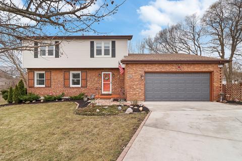5031 Adele Dr, Gurnee, IL 60031 photo 1