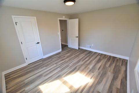 1107 Meyer St, Elgin, IL 60123 photo 7