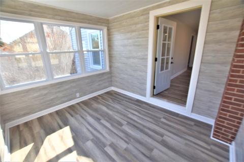 1107 Meyer St, Elgin, IL 60123 photo 11