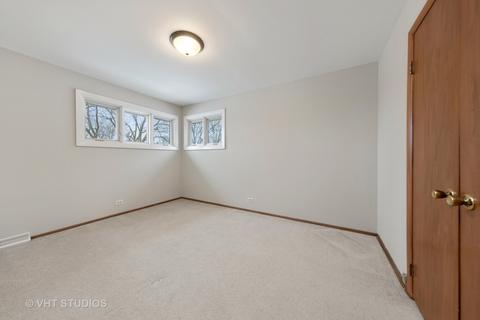 5 N305 Neva Ter, Itasca, IL 60143 photo 16