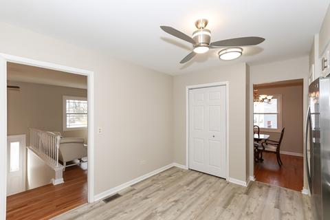 1225 Hassell Cir, Hoffman Estates, IL 60169 photo 8