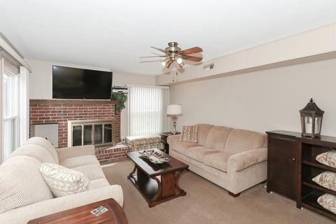 1225 Hassell Cir, Hoffman Estates, IL 60169 photo 18