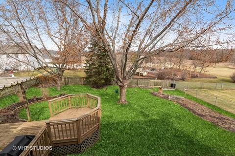 2834 Colonial Dr, Elgin, IL 60123 photo 18