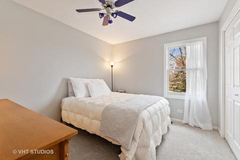 2834 Colonial Dr, Elgin, IL 60123 photo 14