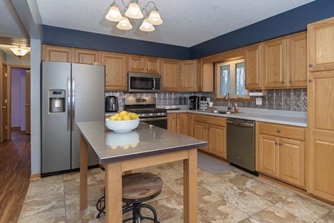 110 Sandra Ln, Normal, IL 61761 photo 8