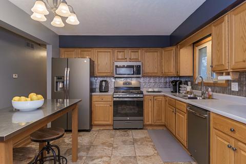 110 Sandra Ln, Normal, IL 61761 photo 11