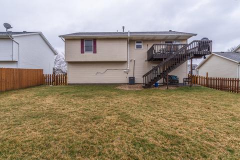 2762 Arrowhead Dr, Bloomington, IL 61704 photo 6