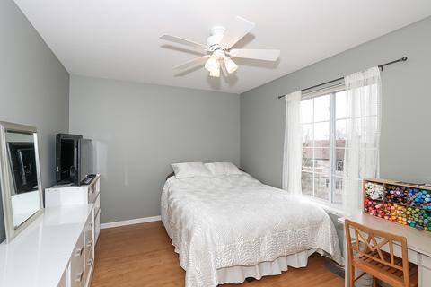 1340 Newcastle Ln, Bartlett, IL 60103 photo 24
