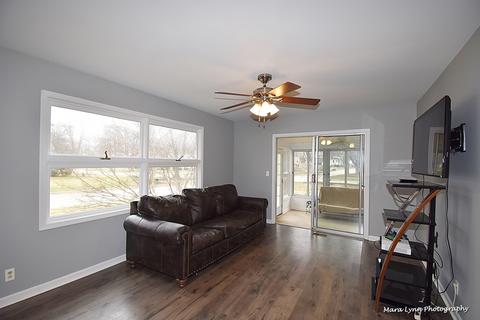 725 Eklund Ave, Geneva, IL 60134 photo 5