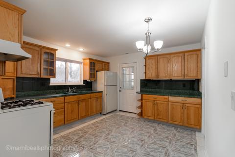 356 Sunset Ln, Wheeling, IL 60090 photo 3