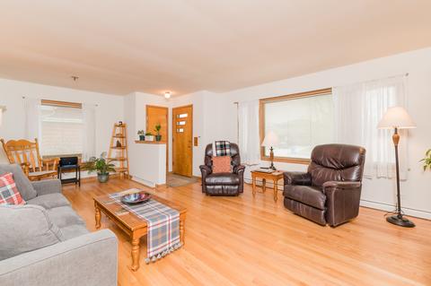 407 S Pine St, Mount Prospect, IL 60056 photo 8