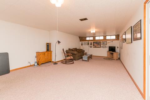 407 S Pine St, Mount Prospect, IL 60056 photo 17