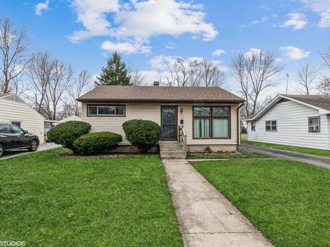 1951 E Cedar Pl, Kankakee, IL 60901 photo 1